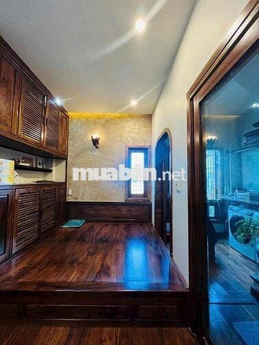 CHO THUÊ NHÀ  SÂN VƯỜN NGUYỄN HÀM NINH - HOÀ XUÂN Nhà có sân vườn đẹp