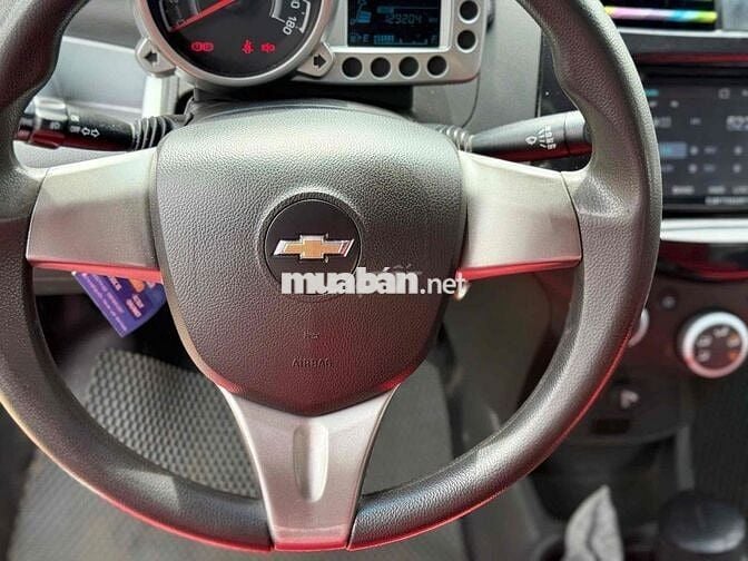 Chevrolet Spark LT 2013 Đỏ 12000 km