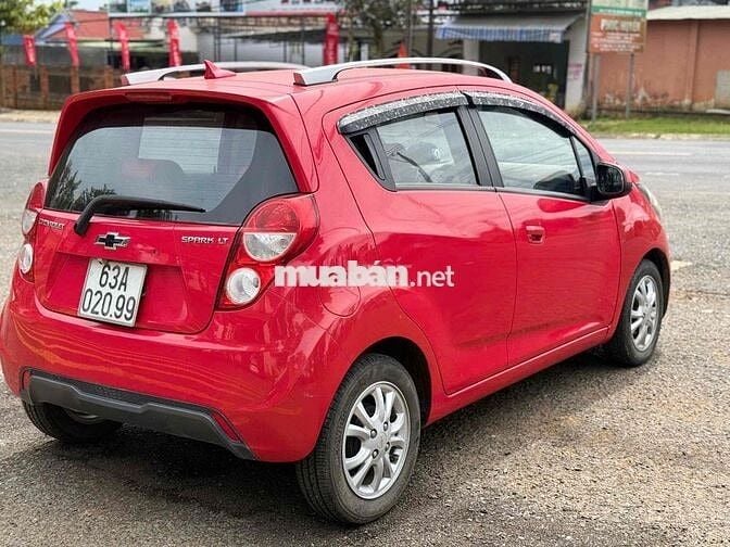 Chevrolet Spark LT 2013 Đỏ 12000 km