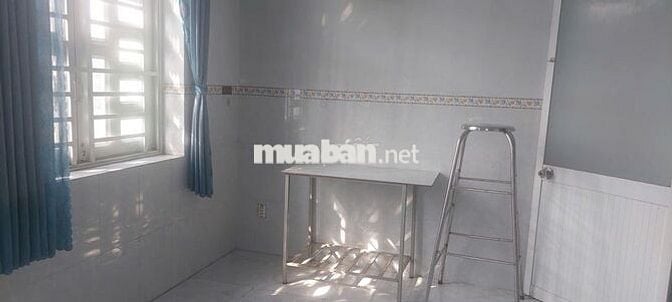 PHÒNG TRỌ GẦN NGÃ TƯ TÔ KÝ-NGUYỄN ẢNH THỦ