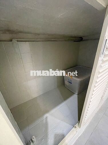 Cho Thuê Mặt Bằng Suốt + 1PN Đường Trần Hữu Trang, Phú Nhuận ( Rộng )