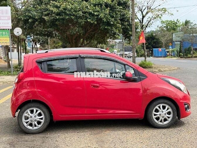 Chevrolet Spark LT 2013 Đỏ 12000 km