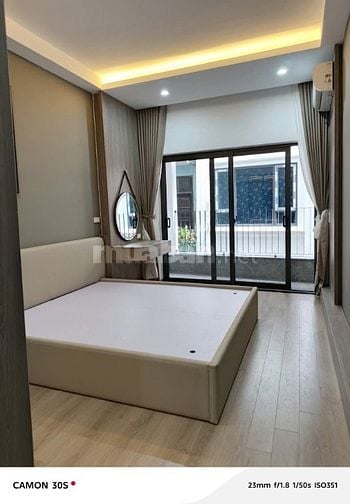 Nhà Đẹp Thanh Nhàn, Hai Bà Trưng 38m, 5 tầng, mt 3.1m, giá 8.8 tỷ.