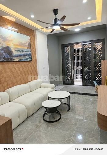 Nhà Đẹp Thanh Nhàn, Hai Bà Trưng 38m, 5 tầng, mt 3.1m, giá 8.8 tỷ.