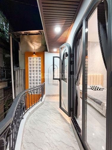 Nhà đẹp phan văn trị 4.2m x 15m 3 tầng 3pn sẵn nội thất chỉ 6.88 tỷ