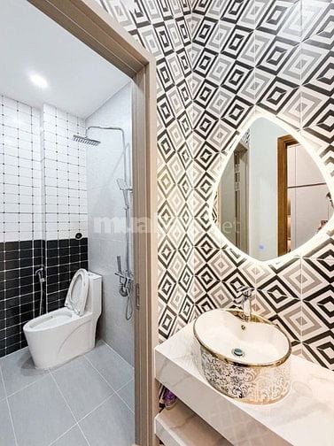 Nhà đẹp phan văn trị 4.2m x 15m 3 tầng 3pn sẵn nội thất chỉ 6.88 tỷ