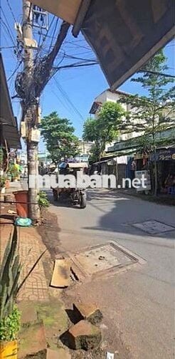 MT Ấp Chiến Lượt, BTĐông, 4x17, 3PN, giếng trời, nhà sạch sẽ, 7tỷ bớt