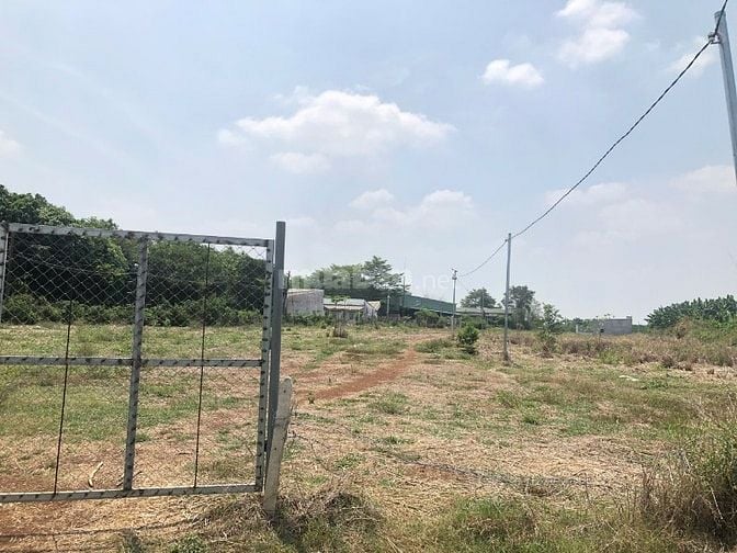 Bán 3 sào đất vuông vức sổ riêng - 500m UBND Sông Thao - Đồng Nai