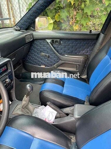 Toyota Corona 1990 -xe chất