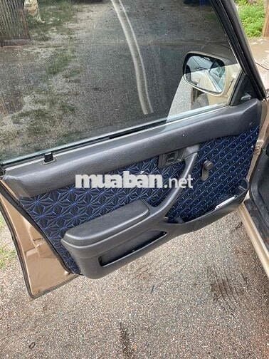 Toyota Corona 1990 -xe chất