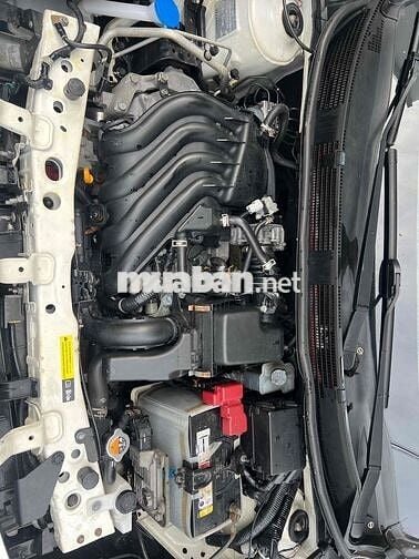 Nissan Sunny 2017 1.5 XV Premium - 80000 km