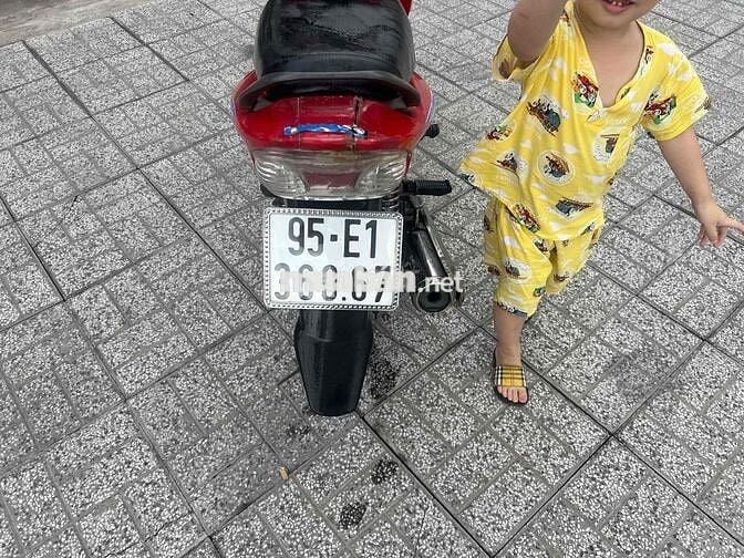 Yamaha Sirius màu Đỏ