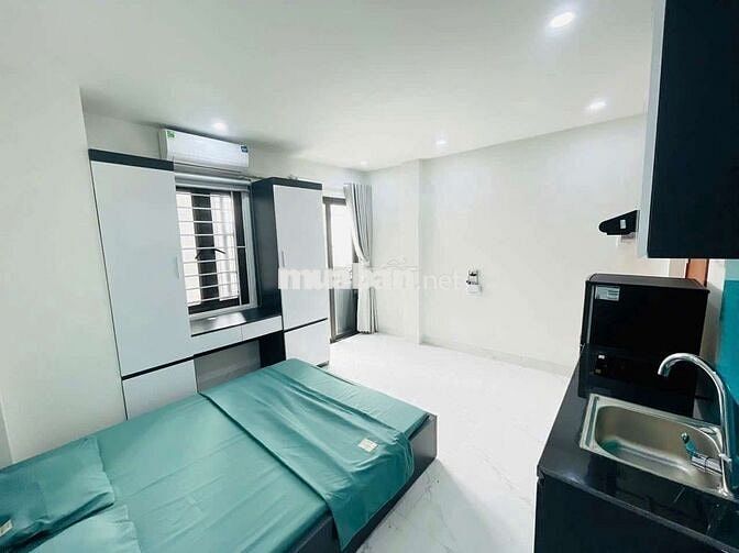 Cho thuê CCMN 25m2 Full nội thất, ban công, máy giặt tại Yên Lãng