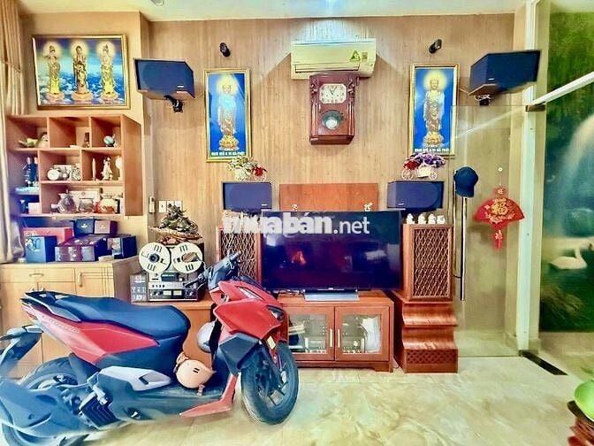 Nhà 2 Tầng - HXH - Giáp Quận 6 - 48m2 - Chỉ 4.8 Tỉ