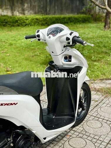 Vision 2019 khoá smk bstp màu trắng đẹp keng