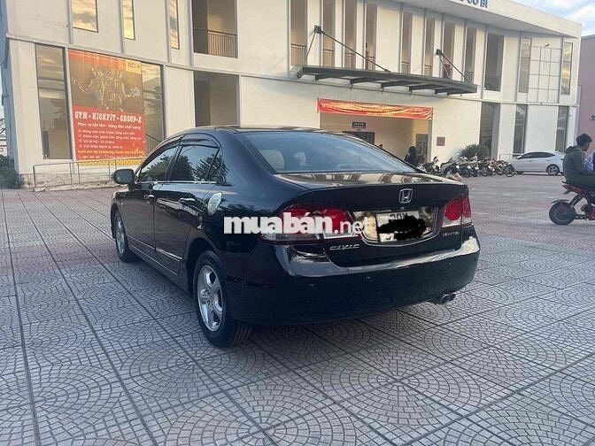 Honda Civic 2009 1.8 AT - 100000 km