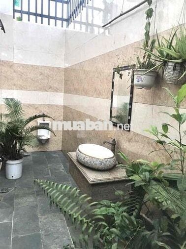 Cho thuê Biệt Thự 4 lầu 200m2 có: 5pn bên DT743 - Dĩ An