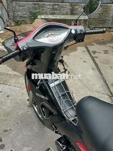 Honda Wave 100 2009 Đỏ-Đen biển Sài Gòn dễ thương