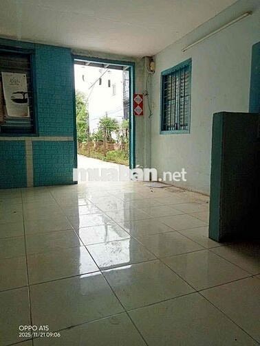 Nhà ở thích hợp cho gia đình nhỏ, sạch đẹp, thoáng mát, cây xanh