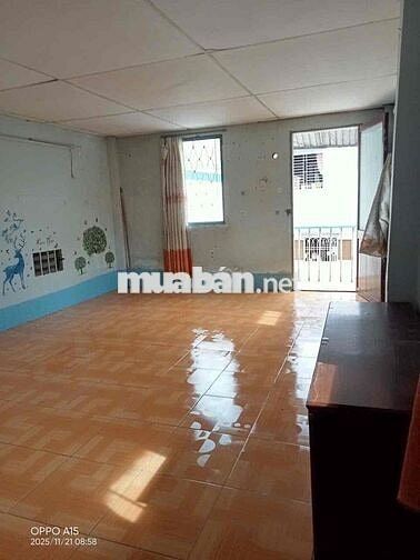 Nhà ở thích hợp cho gia đình nhỏ, sạch đẹp, thoáng mát, cây xanh