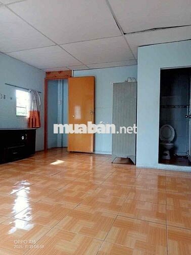 Nhà ở thích hợp cho gia đình nhỏ, sạch đẹp, thoáng mát, cây xanh