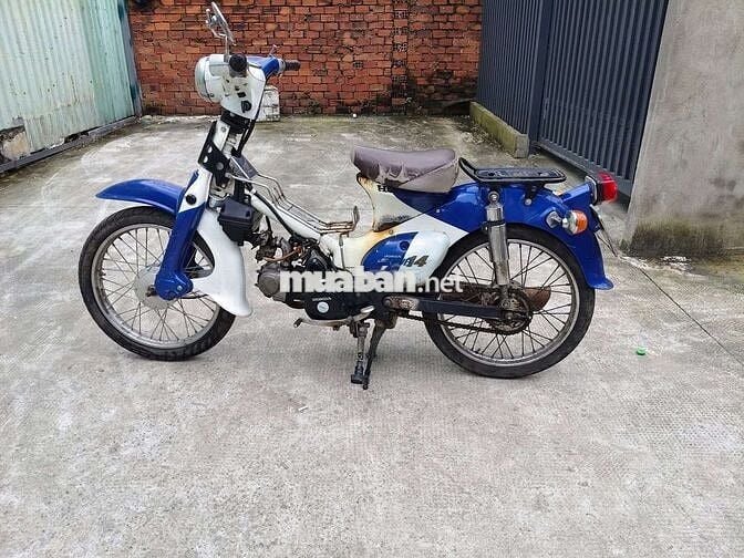 Cần bán xe cúp 50