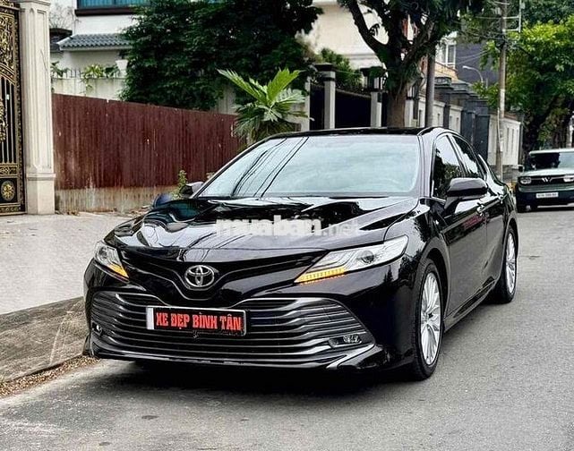 CẦN BÁN XE TOYOTA CAMRY 2.5Q.