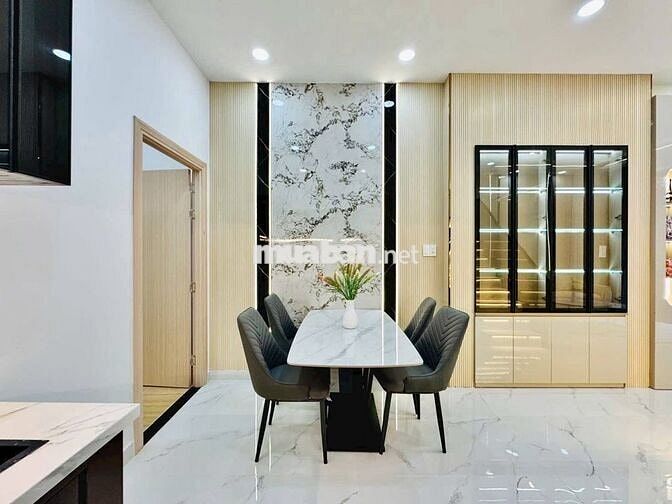 Lên Sóng nhà Đặng Văn Ngữ, P.10, PN 4 tỷ120/41 m2 1T1L . sổ hồng sẵn