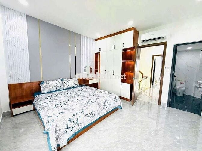 Chính Chủ. Mới Xây  4x15 1lửng 3lầu 5pn 6wc