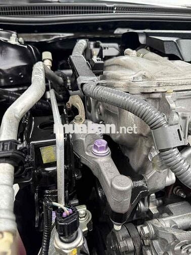 CẦN BÁN XE TOYOTA CAMRY 2.5Q.