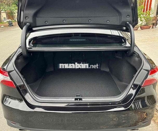 CẦN BÁN XE TOYOTA CAMRY 2.5Q.