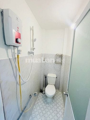 Bán nhanh nhà Dương Quang Trung-Quận 10 giá 1Tỷ960 DT 64m2 ở ngay