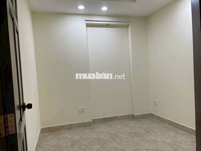 Cho thuê nhà hhg gần ngã tư ga q12 giá 12tr 5p ngủ 4wc