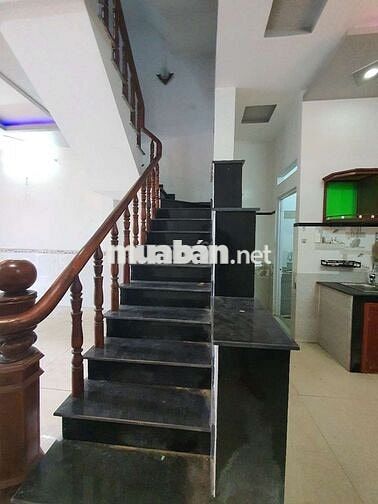 Nhà Ớ Hẻm Cụt 5x11 2lầu 4pn 3tolet.  4x16 1lầu 2pn 2wc