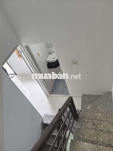 Cho thuê nhà nguyên căn nhà mới hẻm đường số 17 Tân Thuận Tây