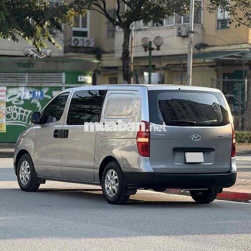 Hyundai Grand Starex 2014 Tải van 6 chỗ