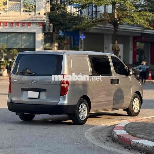 Hyundai Grand Starex 2014 Tải van 6 chỗ