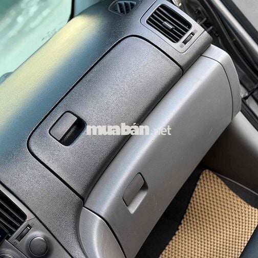 Hyundai Grand Starex 2014 Tải van 6 chỗ