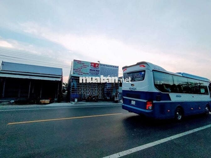 }}} Bán Nhà: mặt bằng đang kinh doanh mua bán, mặt tiền QL91 lộ 20m }