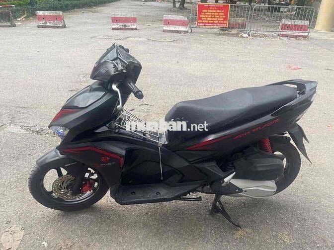 có việc cần dùng nên muốn bán xe