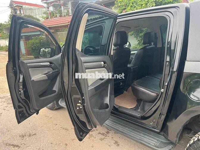 Chevrolet Colorado 2018 LT 2.5 MT 4WD - 120000 km