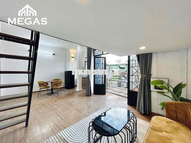 DUPLEX RỘNG NHƯ SÂN BANH CÓ BAN CÔNG, MÁY GIẶT RIÊNG, TÁCH BẾP FULL NT