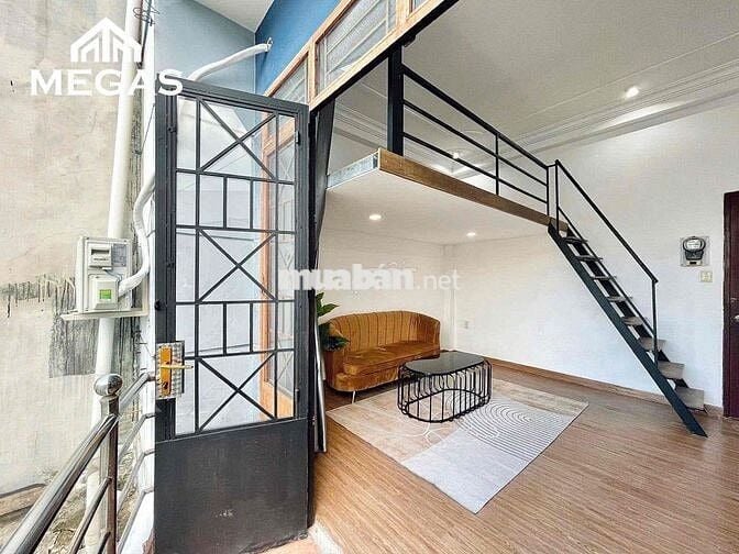 DUPLEX RỘNG NHƯ SÂN BANH CÓ BAN CÔNG, MÁY GIẶT RIÊNG, TÁCH BẾP FULL NT