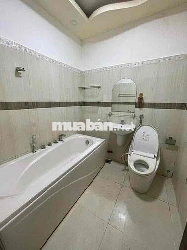 NHÀ CHO THUÊ HXH Lê Thị Bạch Cát👉11 Triệu