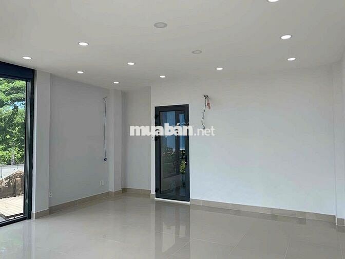 Mặt Tiền Hồng Hà Ngang 6m 3 Lầu Suốt Gần Sân Bay Nằm Lane Xe Máy 33Tr