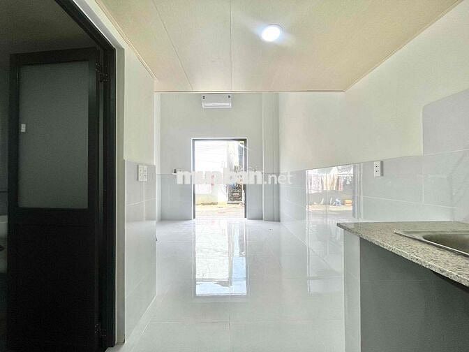 KIOT MẶT BẰNG VỪA Ở VỪA KINH DOANH GIÁ RẺ- SẲN MÁY LẠNH MỚI XÂY ĐẸP