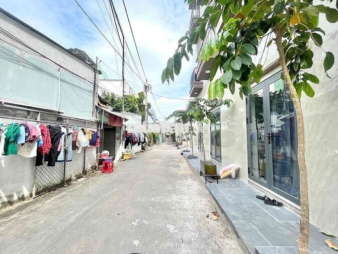 KIOT MẶT BẰNG VỪA Ở VỪA KINH DOANH GIÁ RẺ- SẲN MÁY LẠNH MỚI XÂY ĐẸP