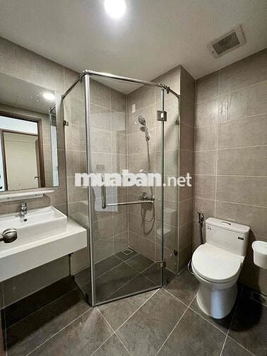 CHO THUÊ CĂN 75M2 Ở NGAY NHÀ TRỐNG RẺ NHẤT THỊ TRƯỜNG. GIÁ: 8TR5/ TH