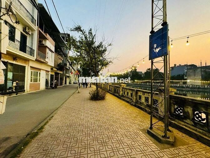 Chính chủ cần bán nhà số 24, ngõ 201 đường Thụy Phương