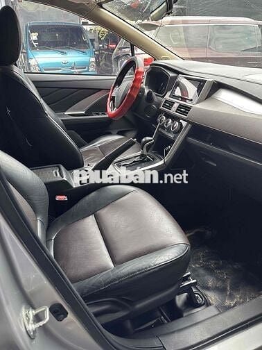 Mitsubishi Xpander Cross 2020